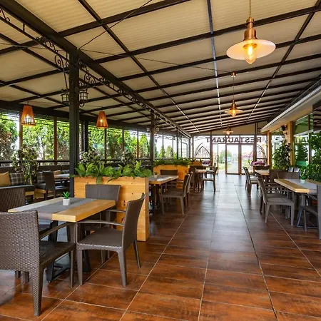 Hotel Julia 3*