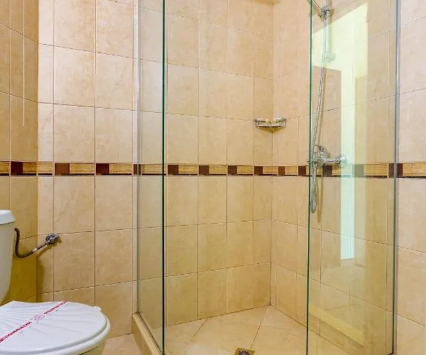 Julia Свети-Влас